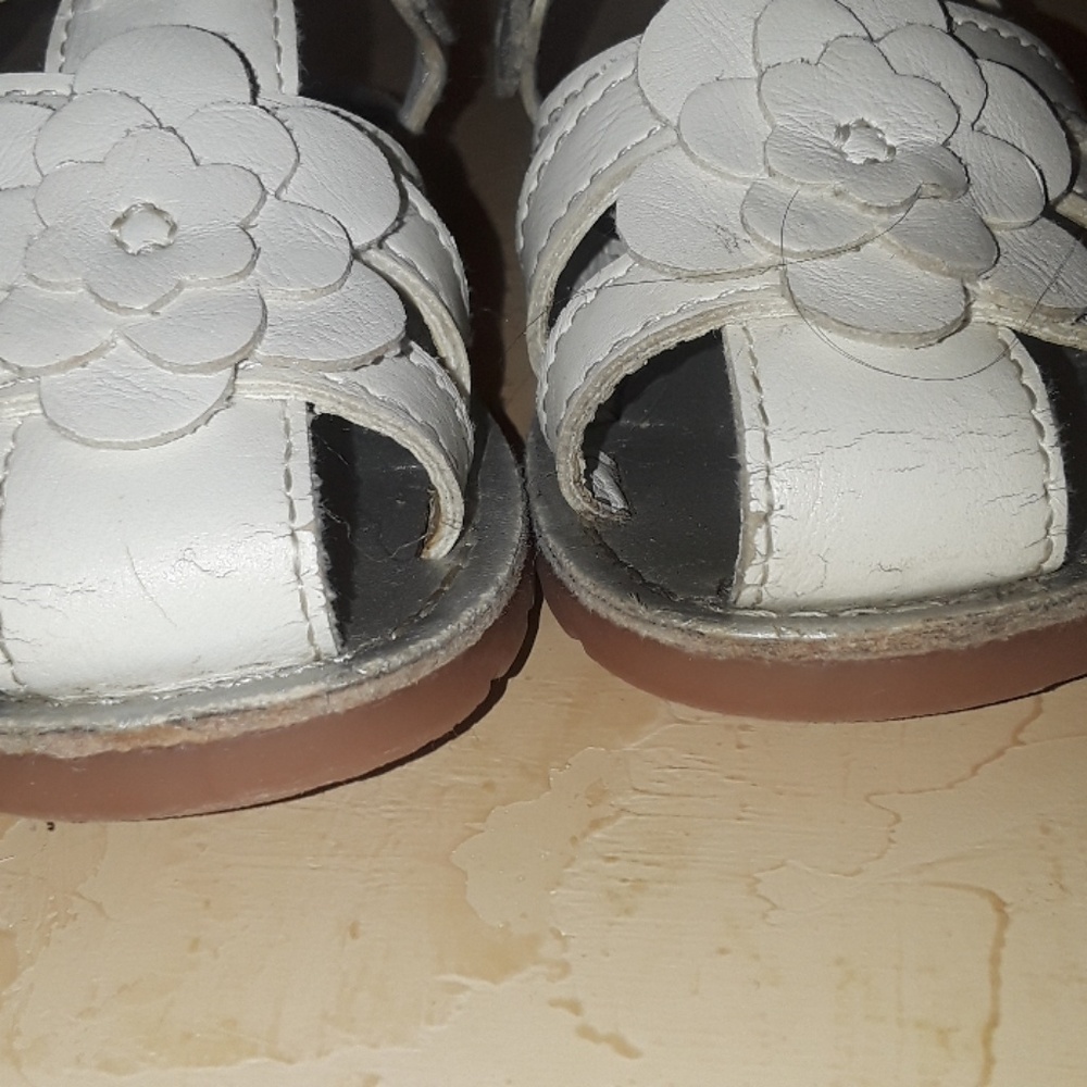 Sandals - Picture 3 of 4